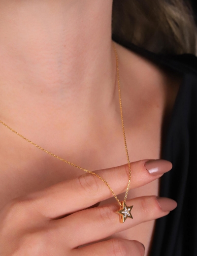 22 Ayar Altın Taşlı Yıldız Minimal Kolye resmi