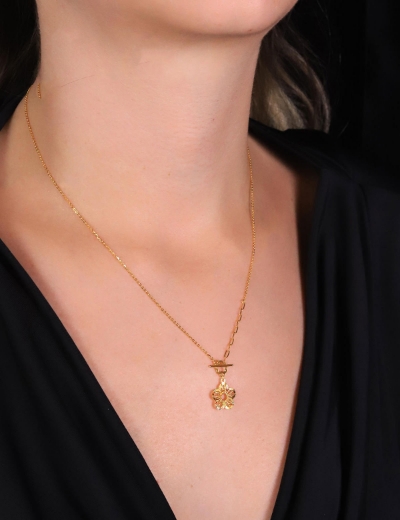 22 Ayar Altın Tasarım Yonca Kolye resmi