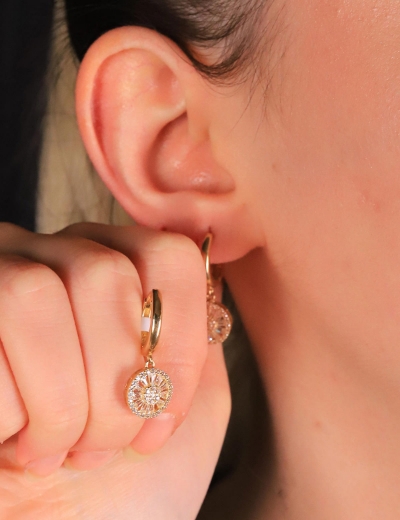 14 Ayar Altın yuvarlak Baget Küpe resmi