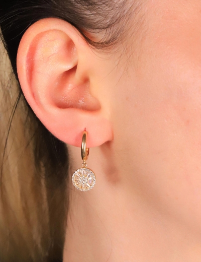 14 Ayar Altın yuvarlak Baget Küpe resmi