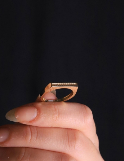 14 Ayar Altın Tek Sıra Yüzük resmi