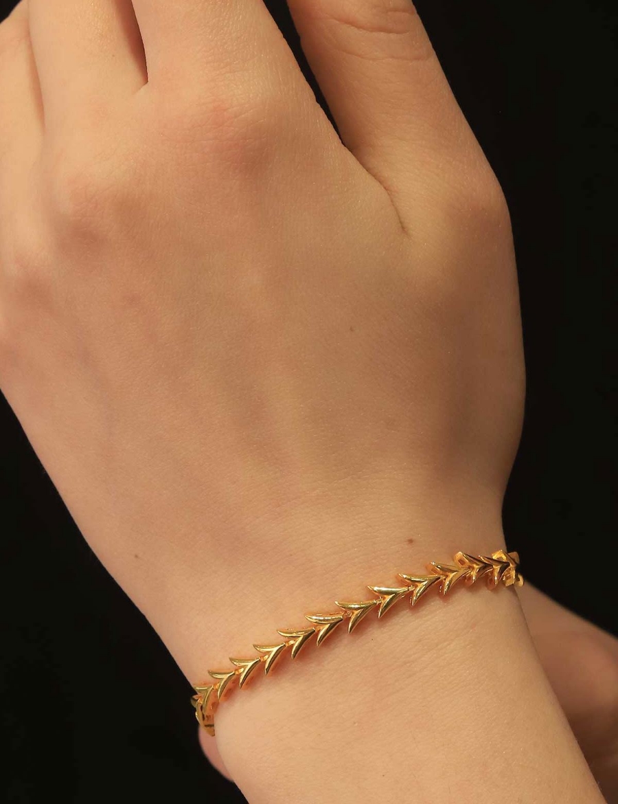 22 Ayar Altın Piramit Sıralı Bileklik