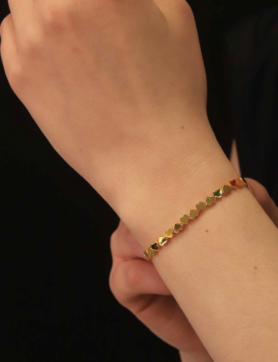 22 Ayar Altın Sıralı Kalp Bileklik