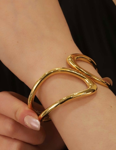 22 Ayar Altın Sarmal Parlak Kelepçe