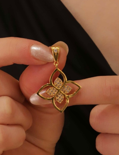 22 Ayar Altın Taşlı Yonca Kolye Ucu resmi