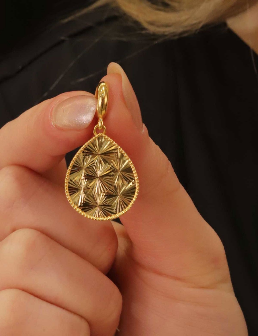 22 Ayar Altın Damla Kalemli Kolye Ucu