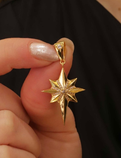 22 Ayar Altın Kristal Kutup Yıldızı Kolye Ucu