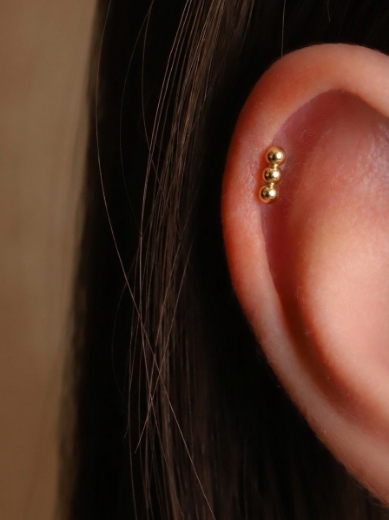 14 Ayar Altın Üç Nokta Tasarım Tragus