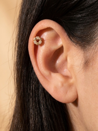 14 Ayar Altın Kalpli Tasarım Taşlı Tragus