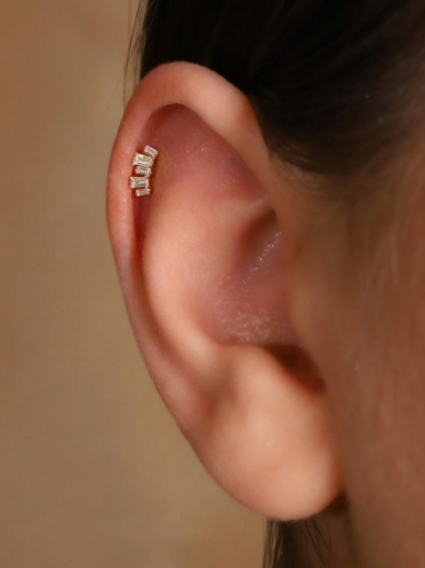 14 Ayar Altın Tasarım Taşlı Tragus